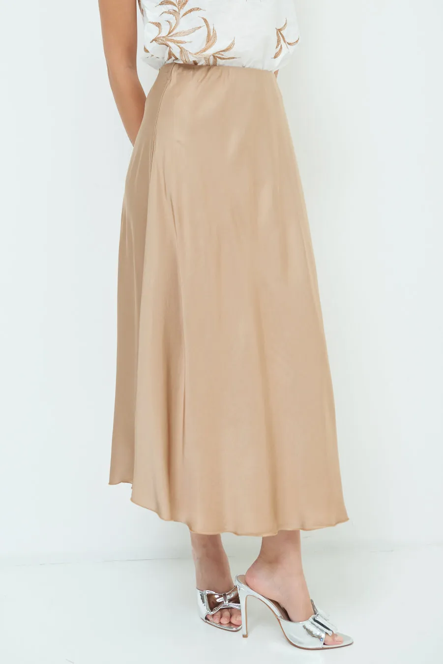 Flowing satin midi skirt wholesale