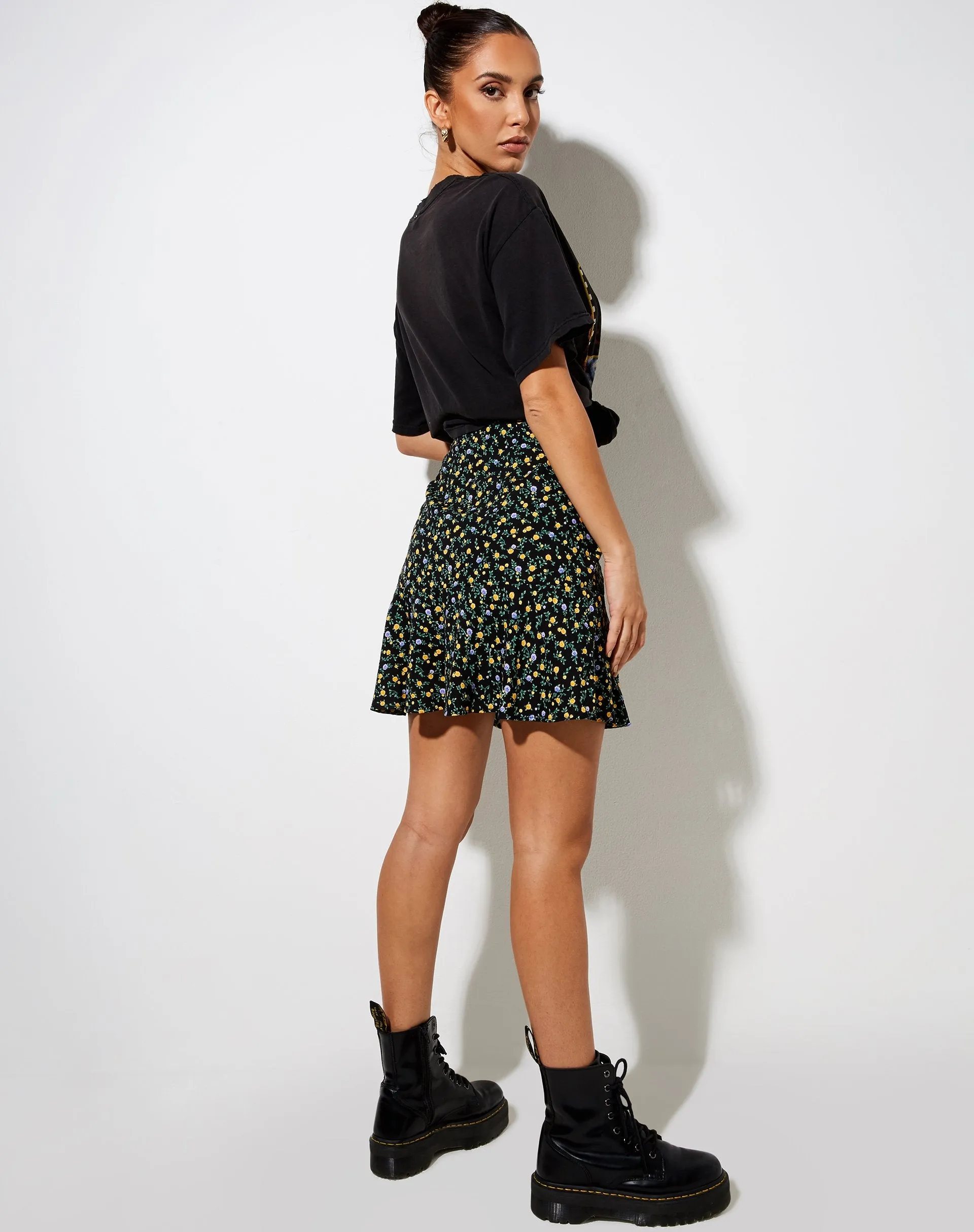 Gaelle Skater Skirt in Flowing Flower Black